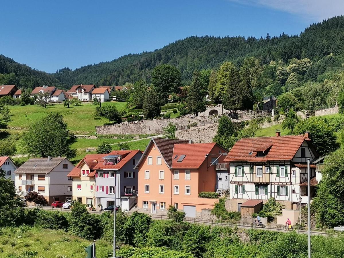 Weisenbach Hotel Gruener Baum - Hotel Im Murgtal, Schwarzwald מראה חיצוני תמונה