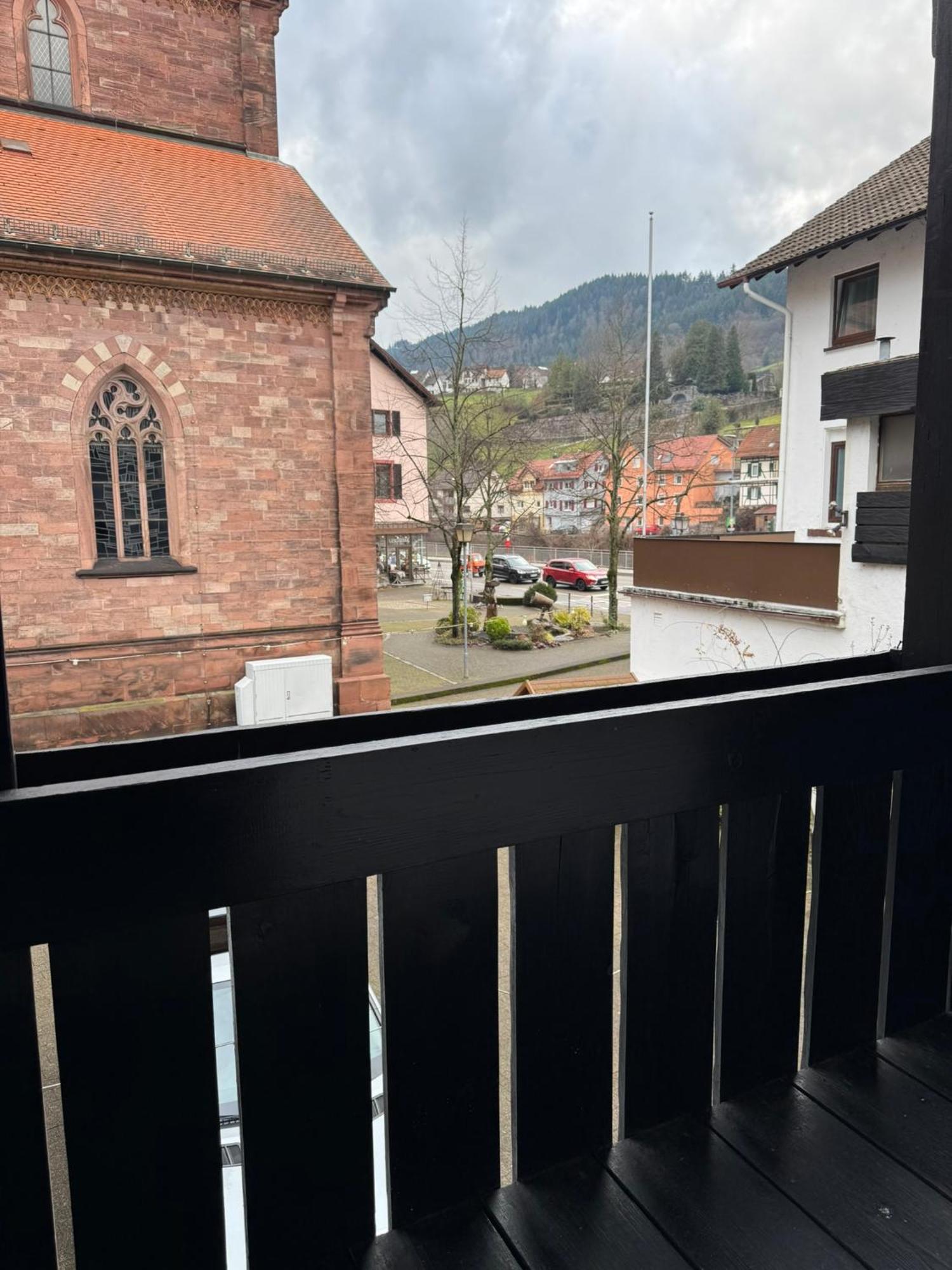 Weisenbach Hotel Gruener Baum - Hotel Im Murgtal, Schwarzwald מראה חיצוני תמונה