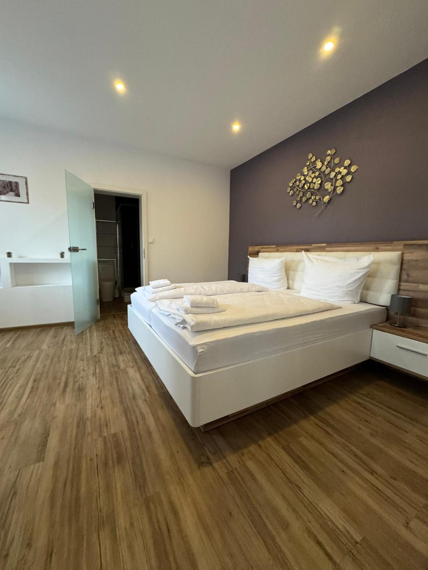 Weisenbach Hotel Gruener Baum - Hotel Im Murgtal, Schwarzwald מראה חיצוני תמונה